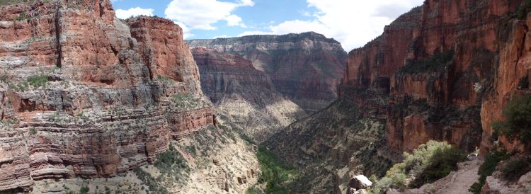 Panormaic taken halfway down the trail