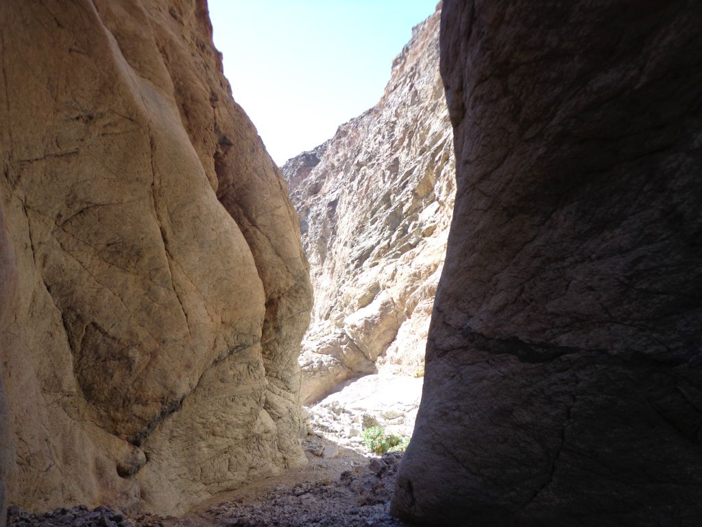 Two more pictures taken near the beginning of the narrows: