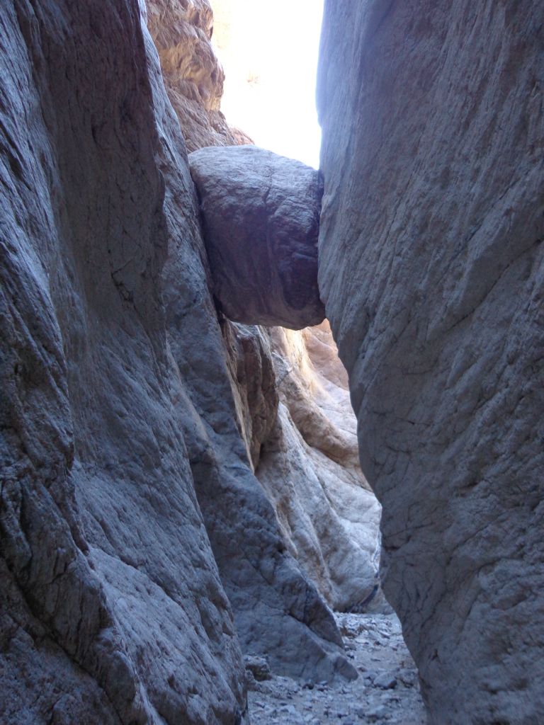 Nice colors and lighting in the early afternoon during our hike: