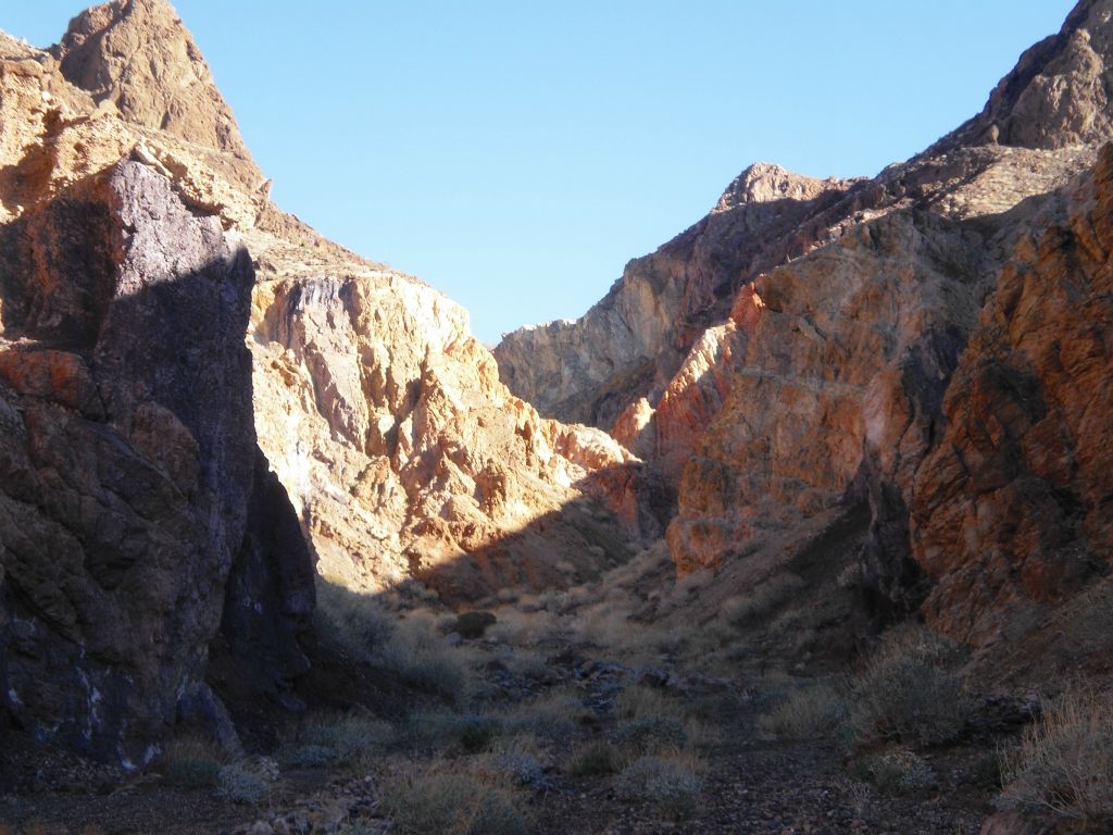 And this is where the awesome part of Kaleidoscope Canyon really begins: