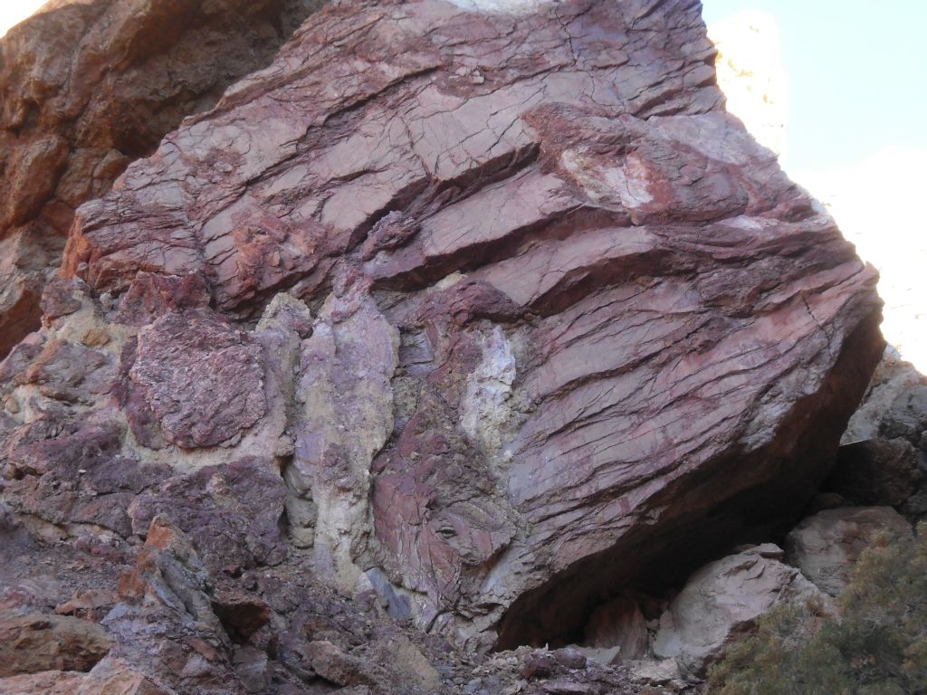 Passing by some huge purple boulders in the wash in the next two pictures: