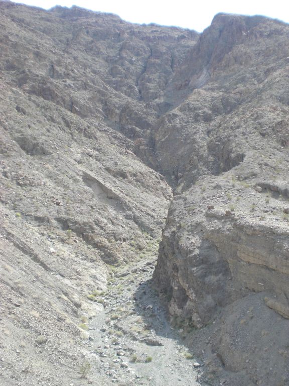 Looking towards the head of Sidewinder Canyon from the top of the ridge: