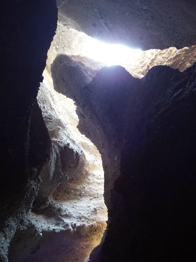 Immense canyon walls in this part of the narrows: