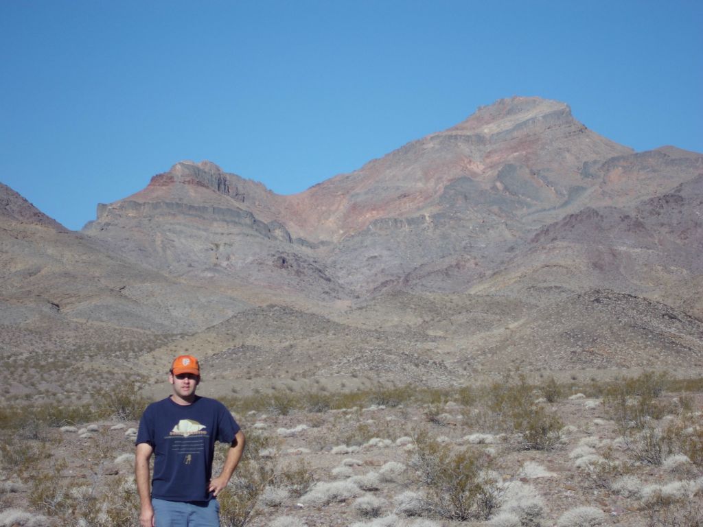 Steve returning to Death Valley for his Fall 2011 trip.  It feels good to be back: