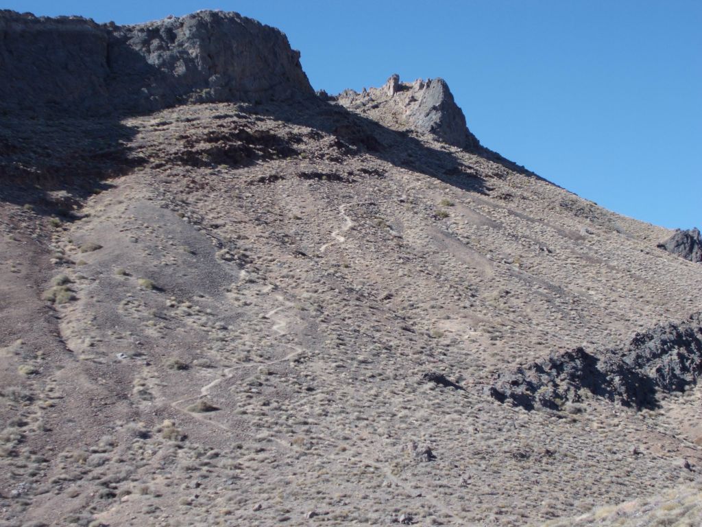 The trail gets very steep here as it winds its way through a passage in the headwall: