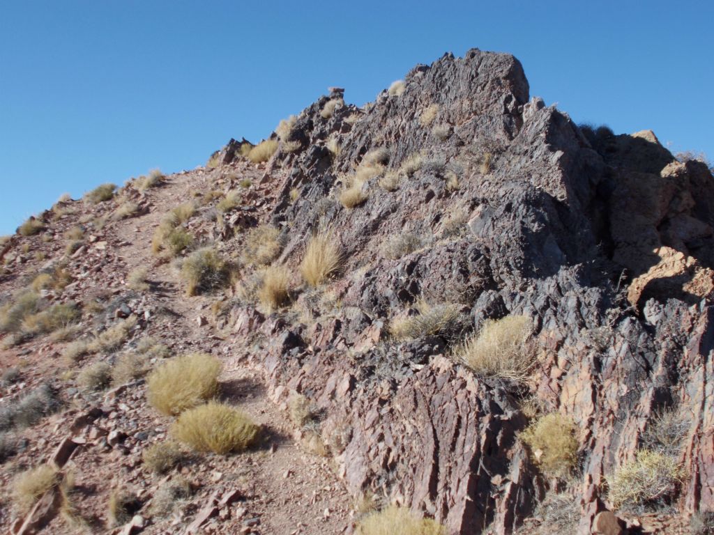 Heading down from Corkscrew Peak via the more difficult scrambling route: