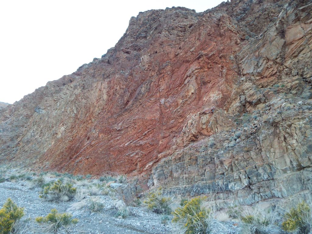 A colorful red wall early on in the canyon: