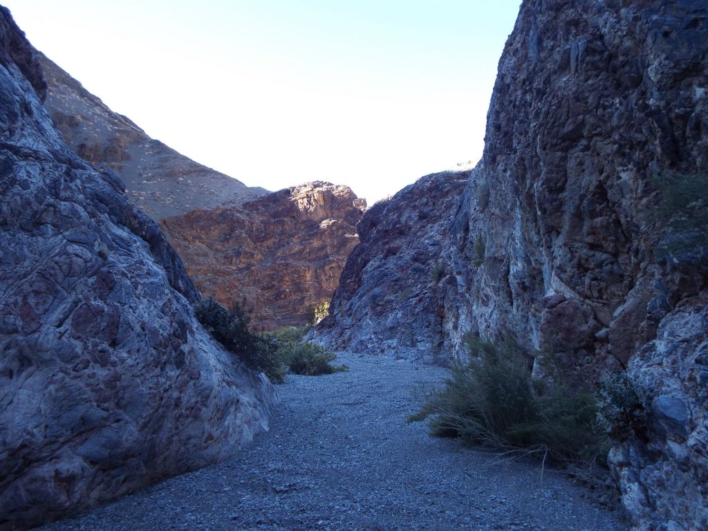 We timed our entry in to the 2nd Narrows perfectly, as the sun was not yet shining directly overhead.  This allowed for better lighting: