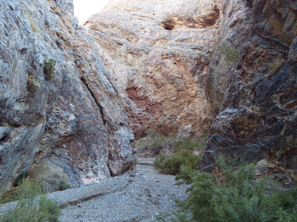 I can't emphasize enough how beautiful these narrows were right from the start: