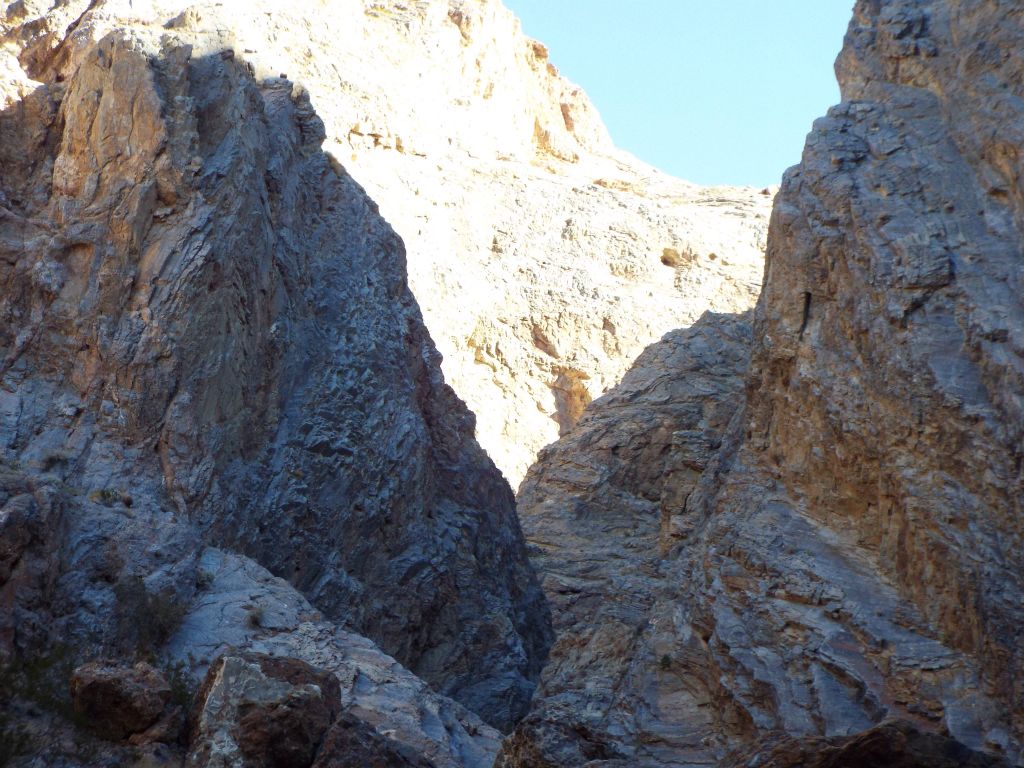 A beautiful November morning for hiking out in the Saline Valley area: