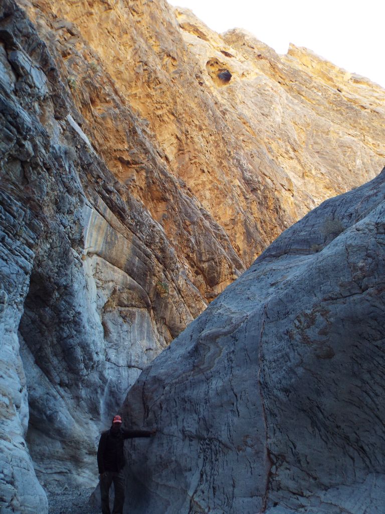 A picture of Steve in the 2nd Narrows with the double arch high above him: