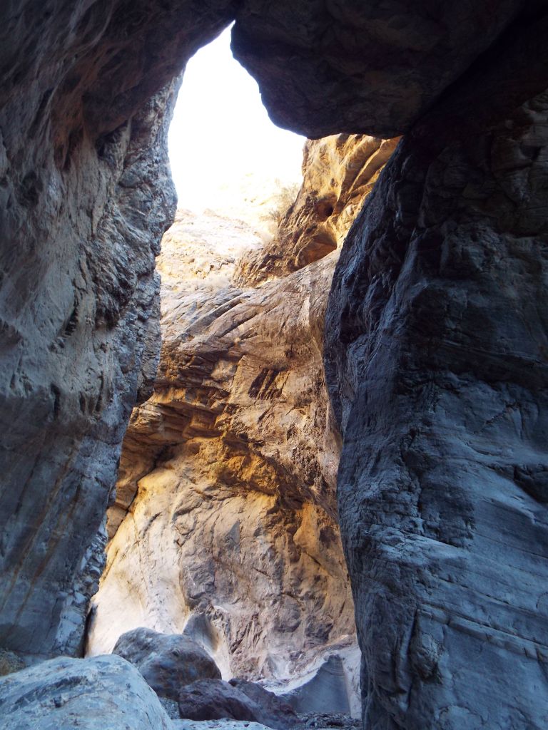 The next three pictures show various views of the boulders and the narrows: