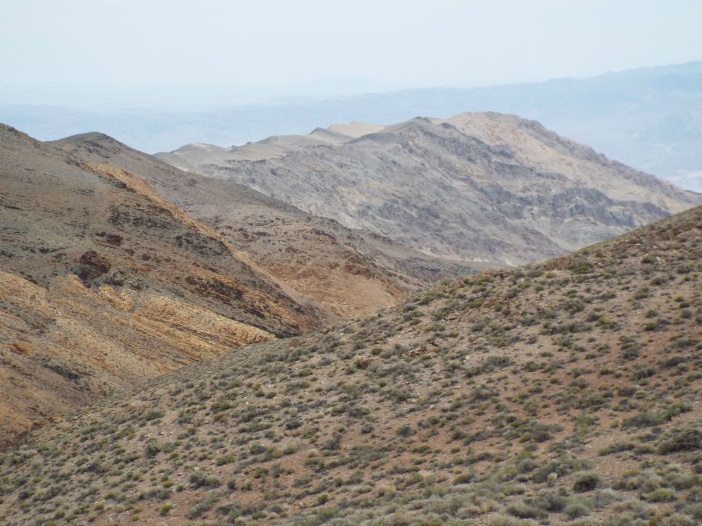 Looking due east, there is a very prominent ridge which rises up above Tucki Wash to the south and Trellis Canyon to the north.  Both Charlie and I have been planning a hike to this viewpoint for several years now and hope to make it there someday: