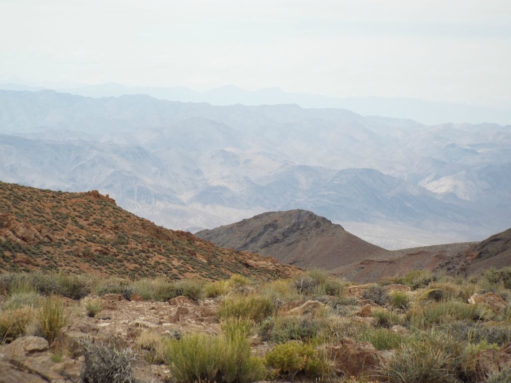 Once again, the prominent ridge above Tucki Wash came into view in the distance: