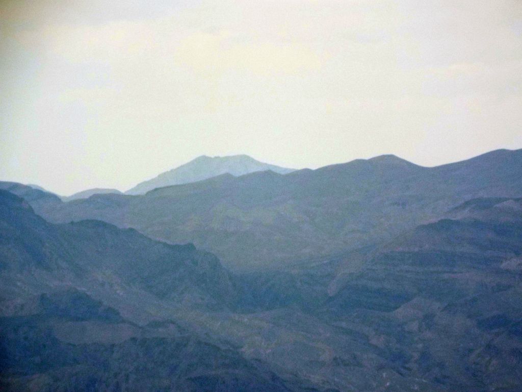 With my powerful zoom, I was able to capture this close-up of Dry Mountain as seen from Tucki Mountain: