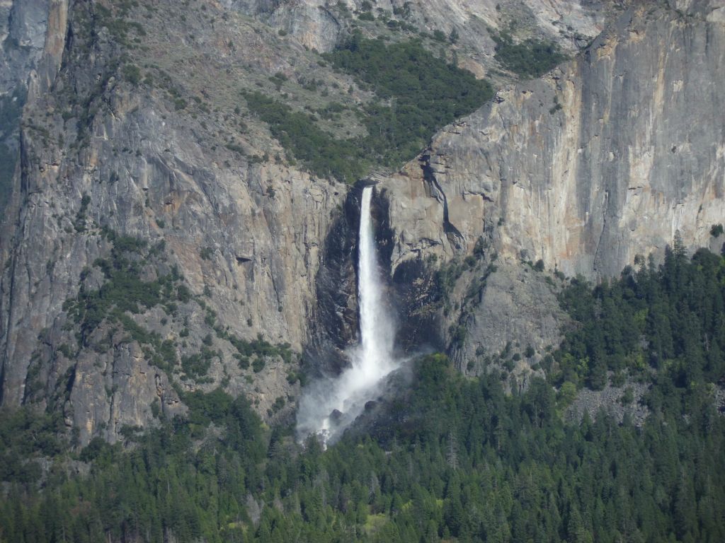 The view of Bridalveil Fall from Rainbow View: