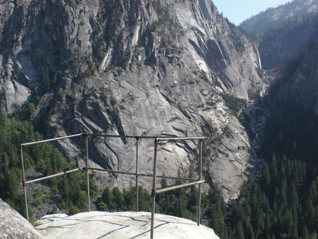 Finally reaching the old iron railing which marks Sierra Point: