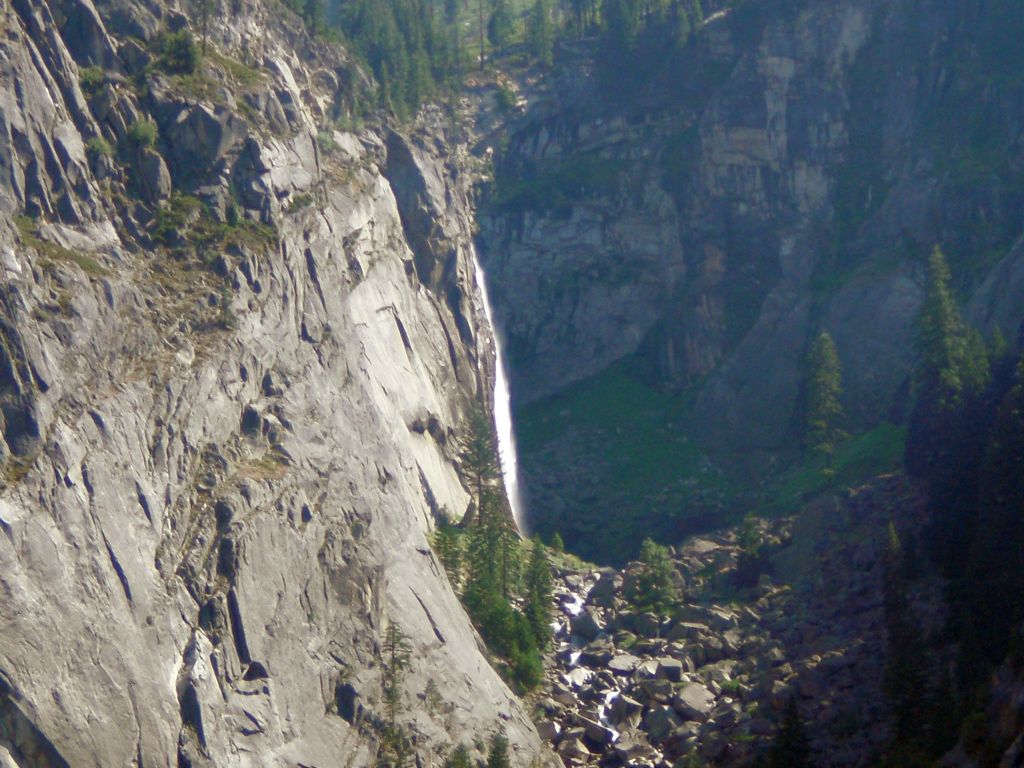 A close-up of Illilouette Fall as it pours over the edge and flows down Illilouette Creek: